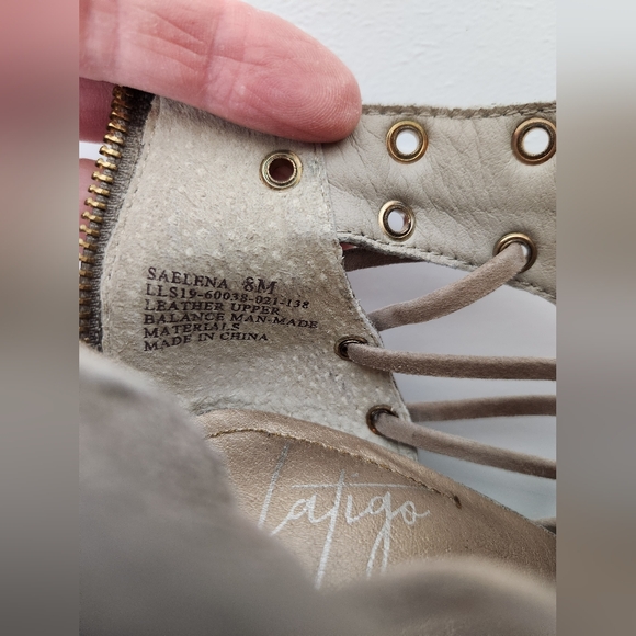 Latigo Leather Saelena Handcrafted Gold Grommet Zip Back Peep-Toe Block Heel - Picture 10 of 14